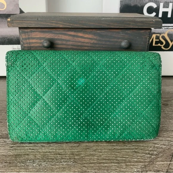 Chanel Green Perforated Quilted Wallet - Picture 11 of 12